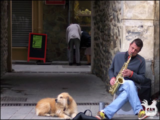 music on the streets of Languedoc Roussillon