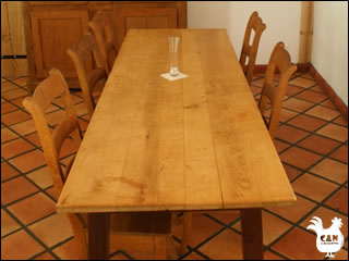Can Llouquette - l'atelier dining table